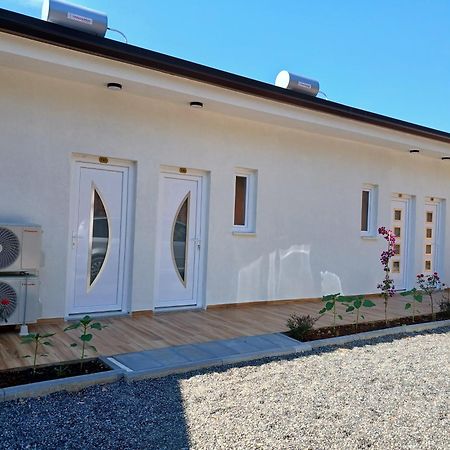 Sol Apartments Gjiri Lalzit Durrës 外观 照片