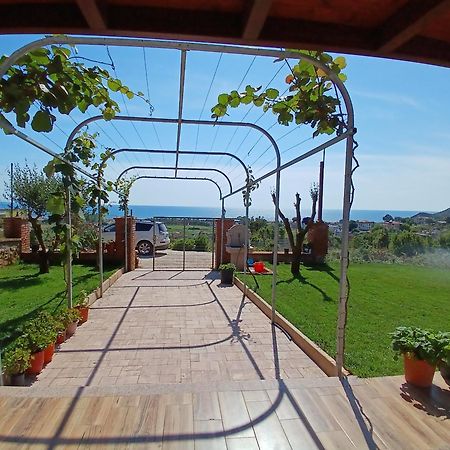 Sol Apartments Gjiri Lalzit Durrës 外观 照片