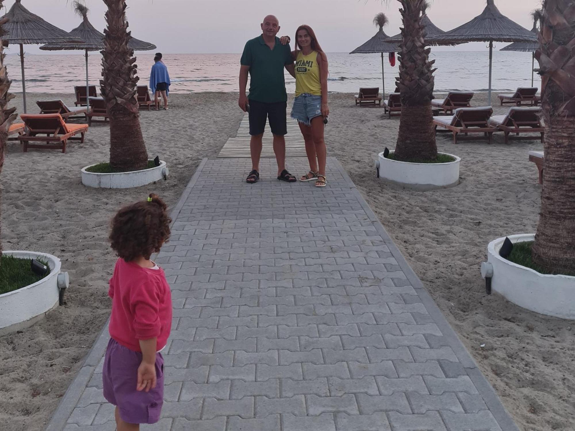 Sol Apartments Gjiri Lalzit Durrës 外观 照片